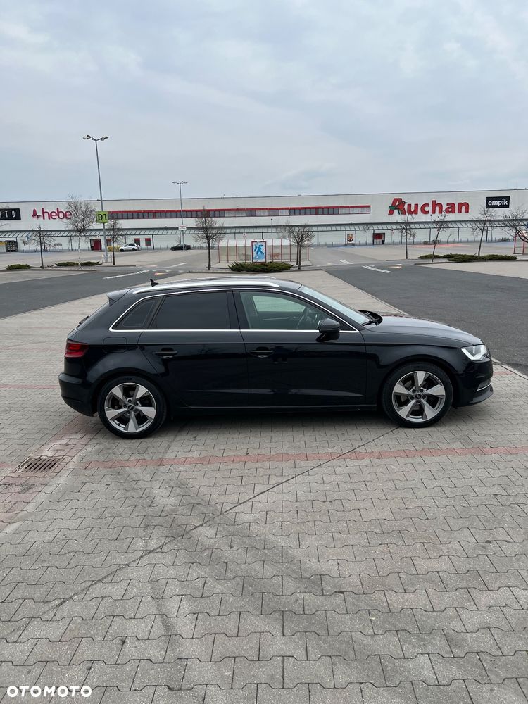 Audi A3 Sportback - 4