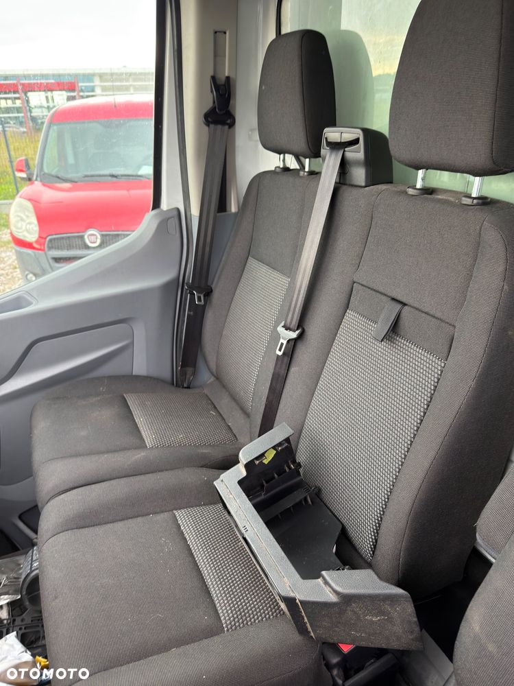 Ford Transit - 12