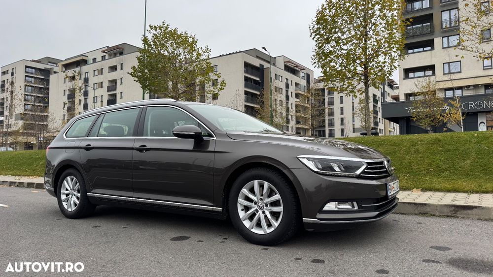 Volkswagen Passat 1.6 TDI SCR DSG Business - 13