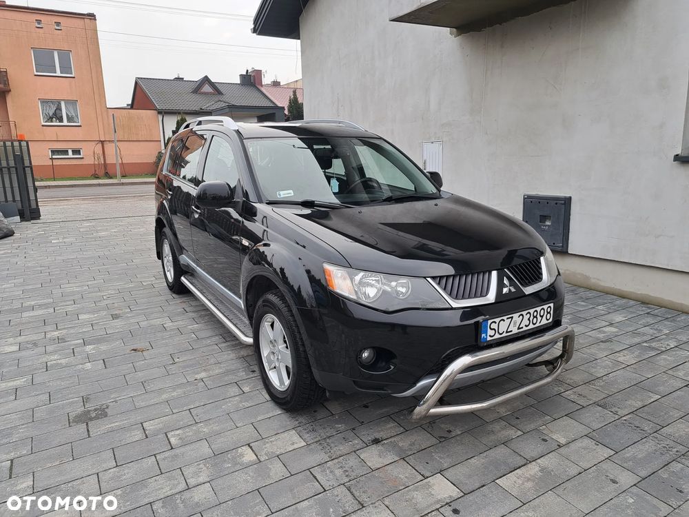 Mitsubishi Outlander 2.0 DI-D 4WD Intense - 1