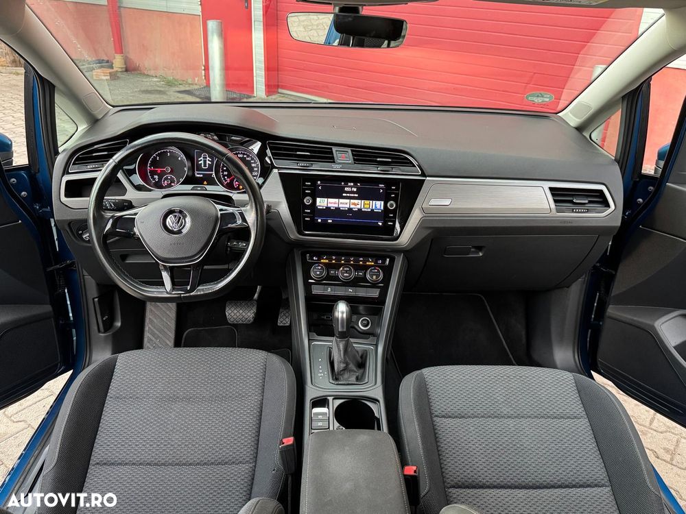 Volkswagen Touran 2.0 TDI DSG Comfortline - 25