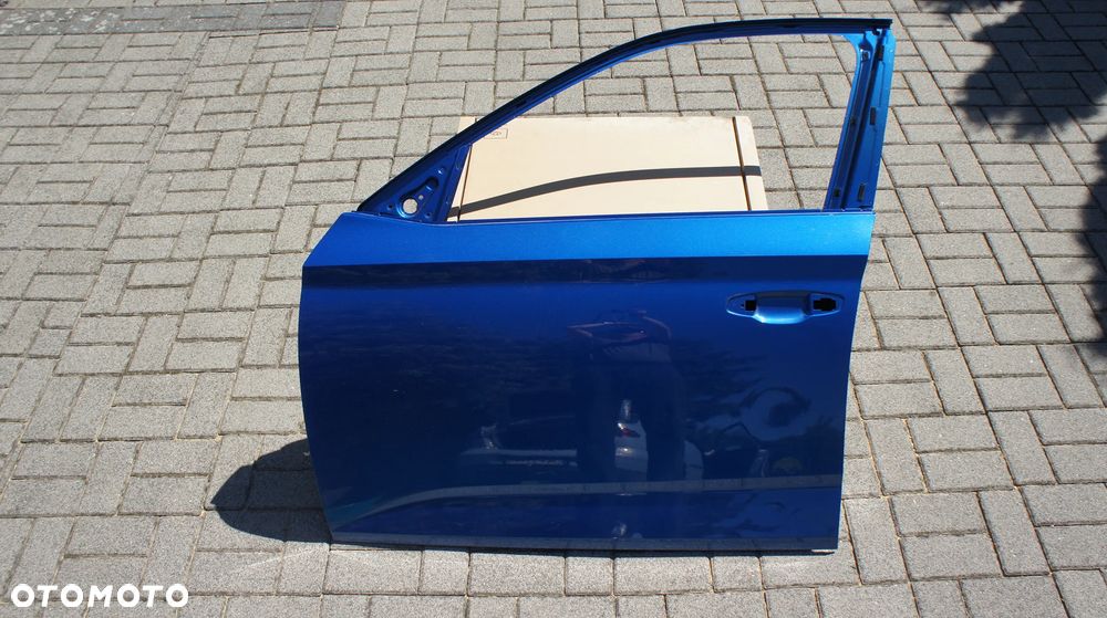 PRZEDNIE LEWE DRZWI SKODA KAMIQ 658 - 1