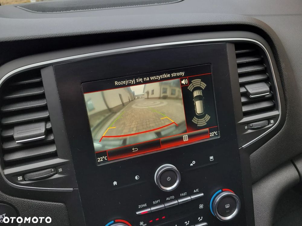 Renault Megane ENERGY TCe 140 EDC LIMITED - 29