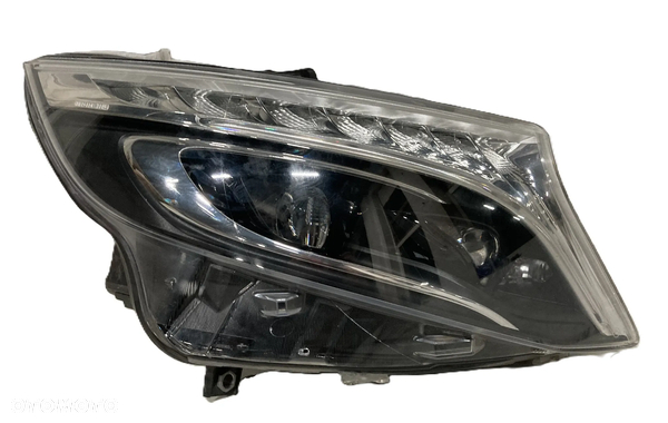 Lampa przód prawa Mercedes Vito Marco Polo W447 V-Klasa A4479060201 LED