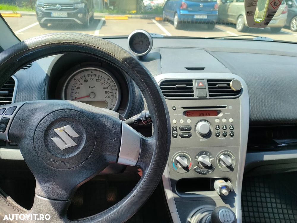 Suzuki Splash 1.2 GLX - 8