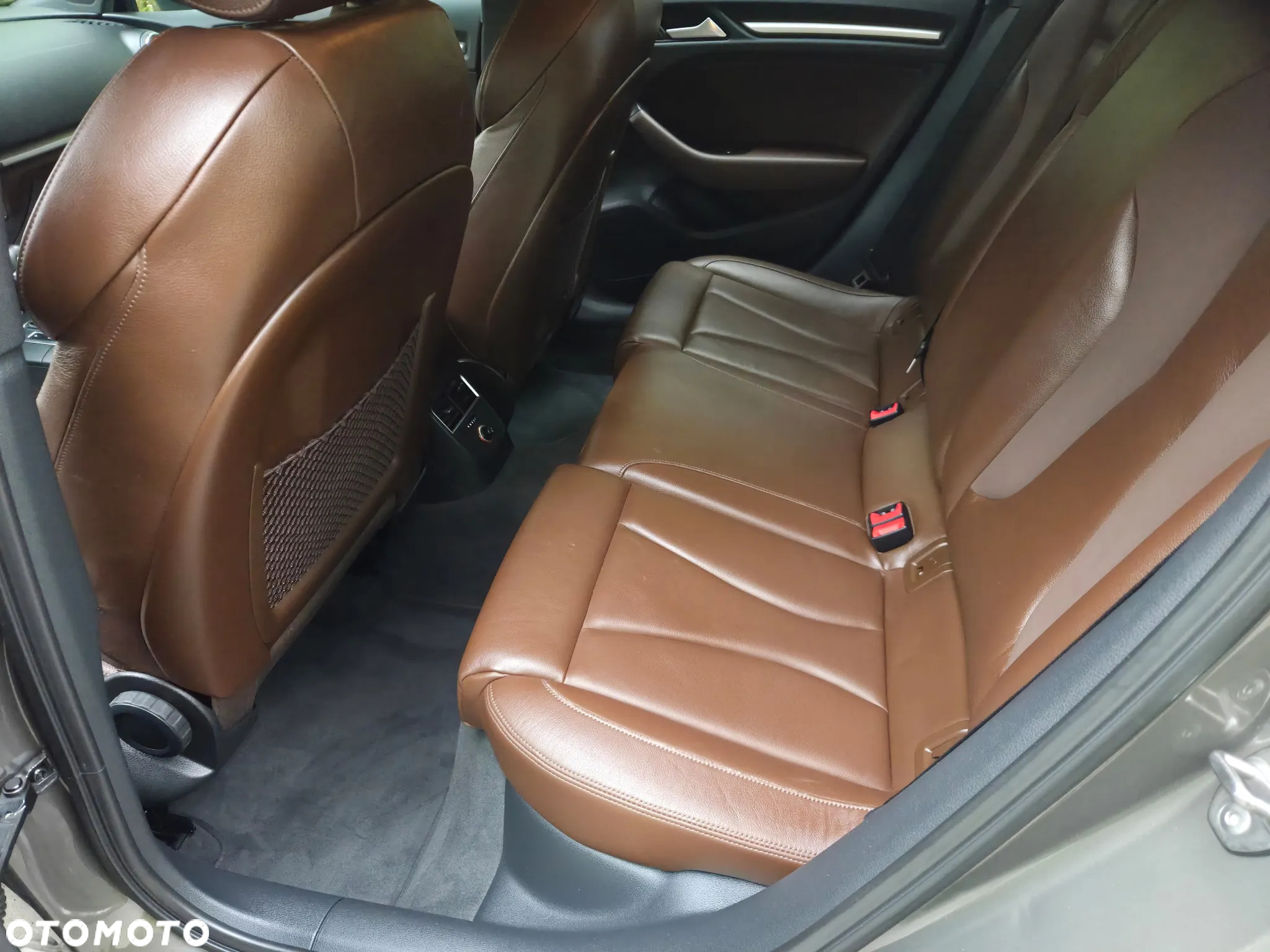 Audi A3 1.6 TDI Ambiente - 14