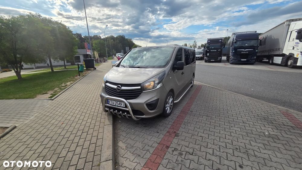 Opel Vivaro L2H1 S&S Tourer - 2