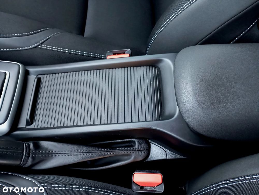 Volvo V40 D2 Geartronic - 25