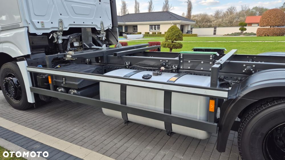 Mercedes-Benz MERCEDES-BENZ///ACTROS/// BIG SPACE///2022///BDF/// NOWY///NIE UŻYWANY/// JEDYNE 12 TYŚ KM///SALONKA/// KAMERY///VIRTUAL COCPIT///FULL LED///STAN JAK NOWY. - 21