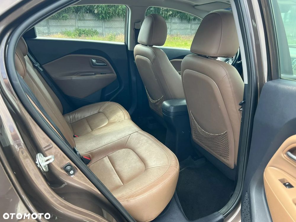Kia Rio 1.4 CRDI Platinum Edition - 21