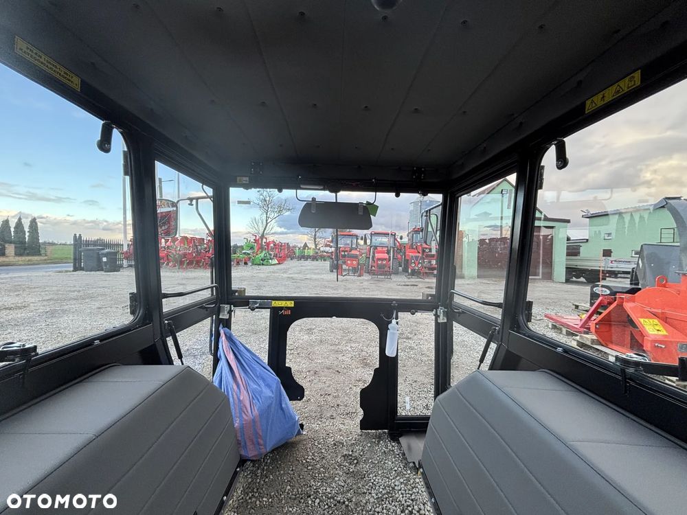 Kabina ciągnikowa kabina do ciągnika C- 360 z błotnikami metalowymi Naglak C360 - 7