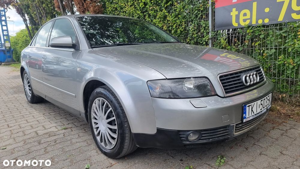Audi A4 Limousine - 16