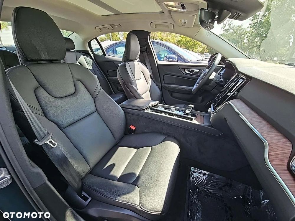 Volvo S60 - 11