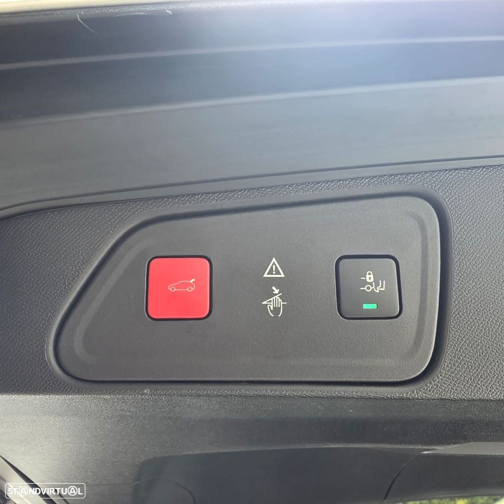 Peugeot 3008 2.0 BlueHDi GT EAT6 - 46