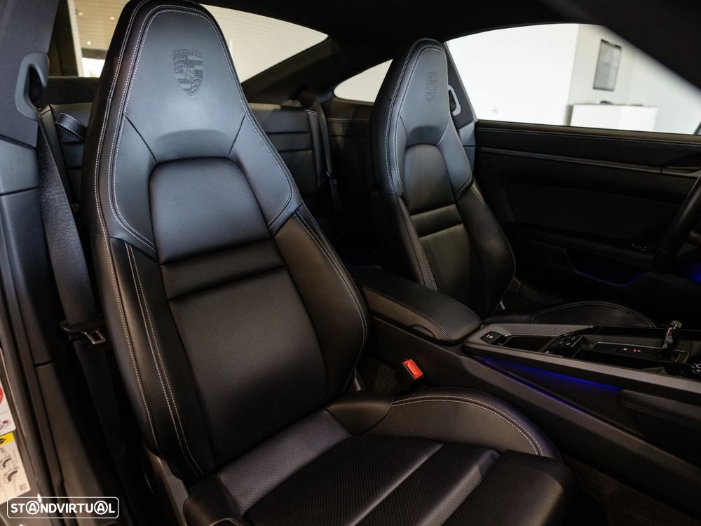 Porsche 911 (992) Carrera 4S PDK - 22