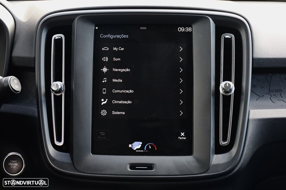 Volvo XC 40 2.0 D3 - 26