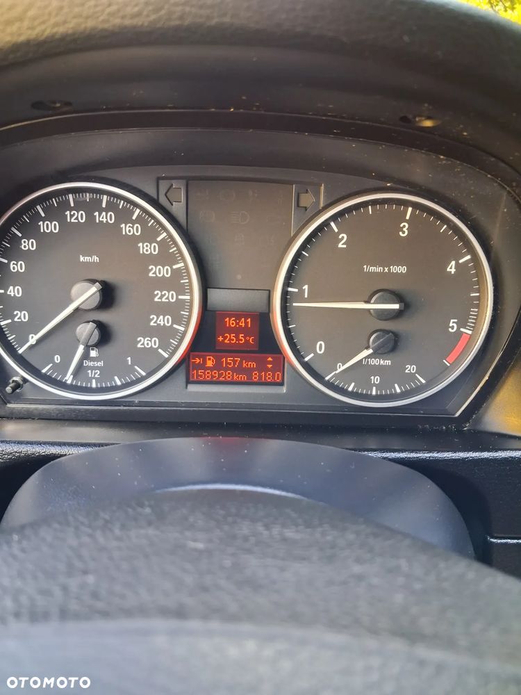 BMW X3 sDrive18d - 11