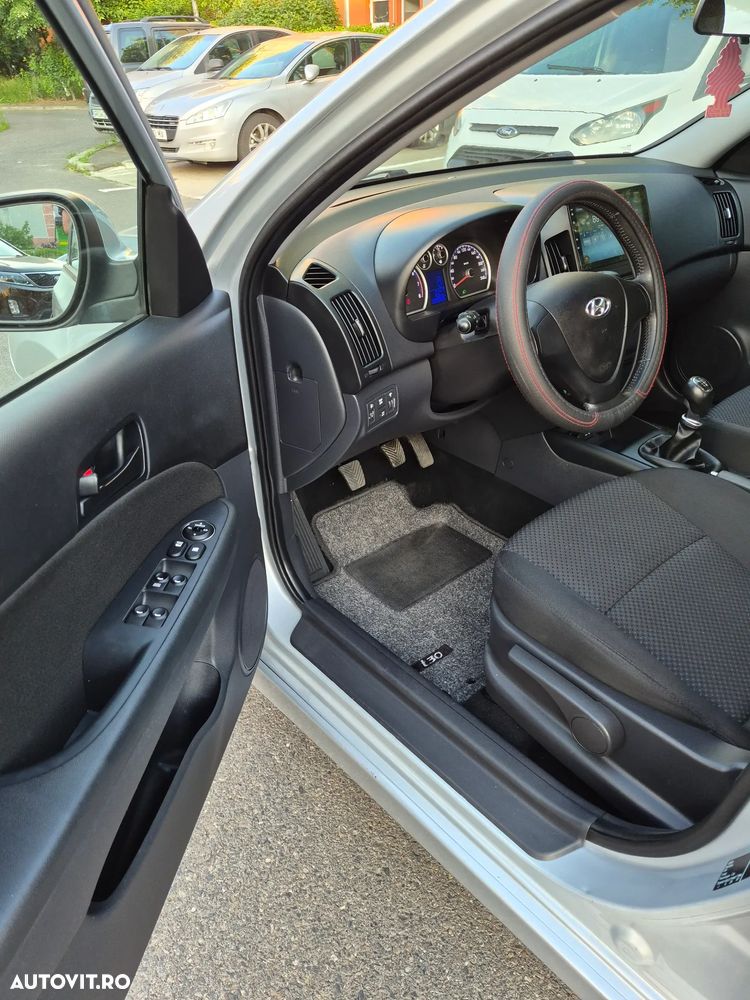 Hyundai i30 1.4 DOHC GL Comfort E - 5