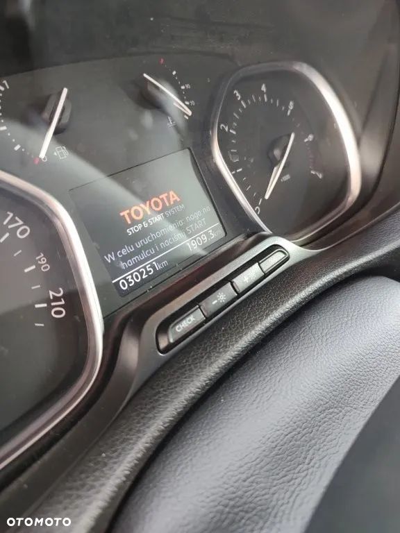 Toyota ProAce Kombi 2.0 D-4D Long 2,8t - 12