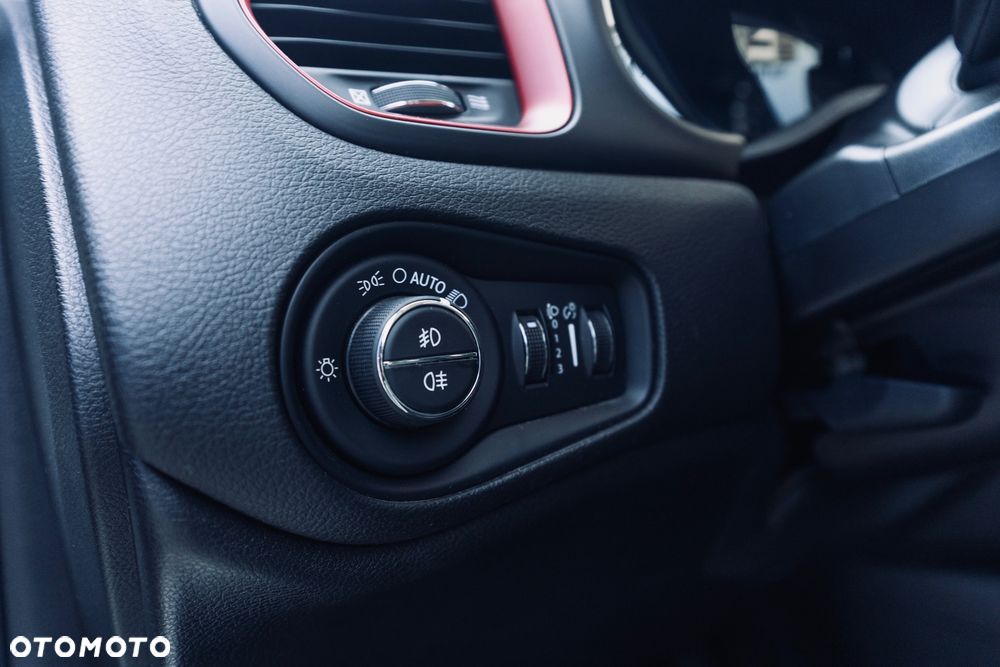 Jeep Renegade 2.0 MultiJet Active Drive Low Automatik Trailhawk - 2