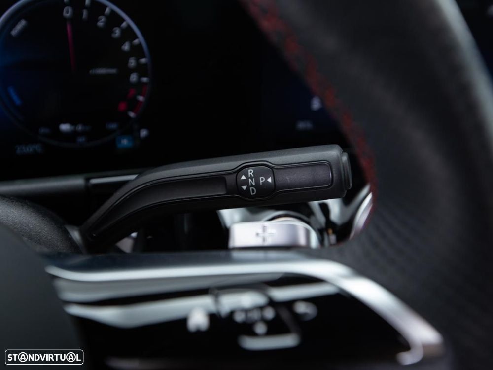 Mercedes-Benz B 250 e AMG Line - 24