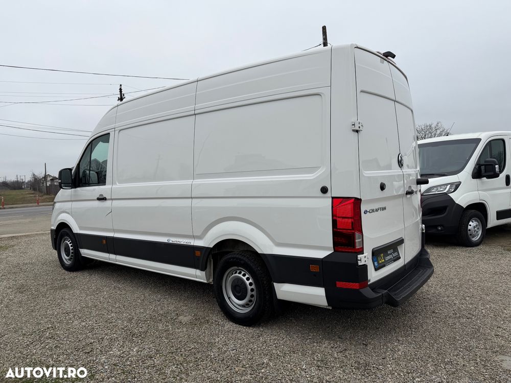 Volkswagen Crafter - 11