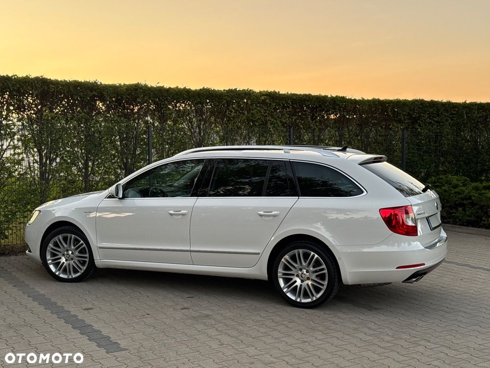 Skoda Superb 2.0 TDI DSG L&K - 19