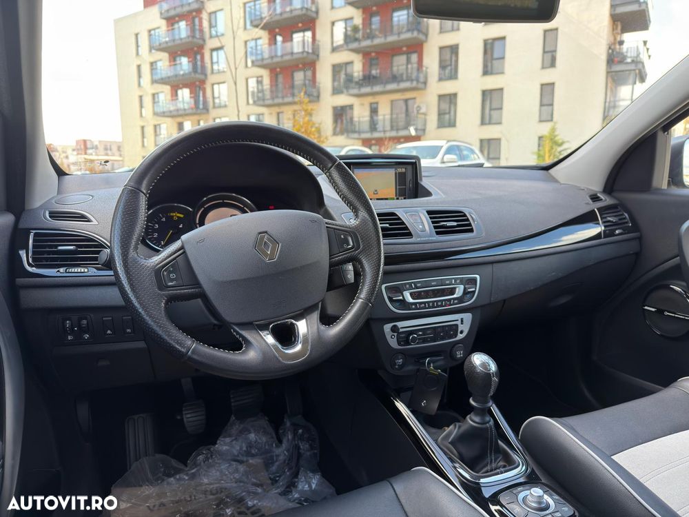 Renault Megane ENERGY dCi 110 Start & Stop Bose Edition - 7