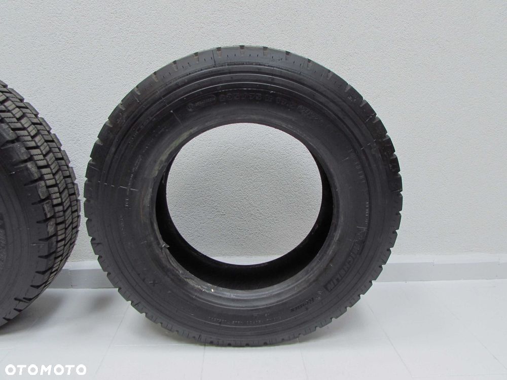 OPONA OPONY CIEZAROWA NAPEDOWA MICHELIN REMIX XDE2 205/75R17.5 14mm ROCZNIK 2021 40T YD - 2