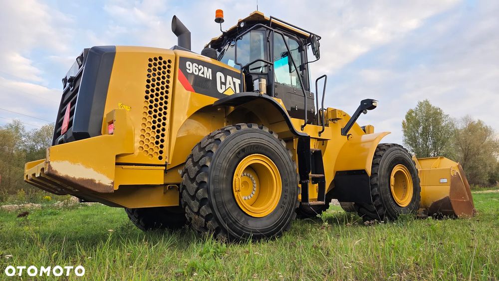 Caterpillar 962M - 2