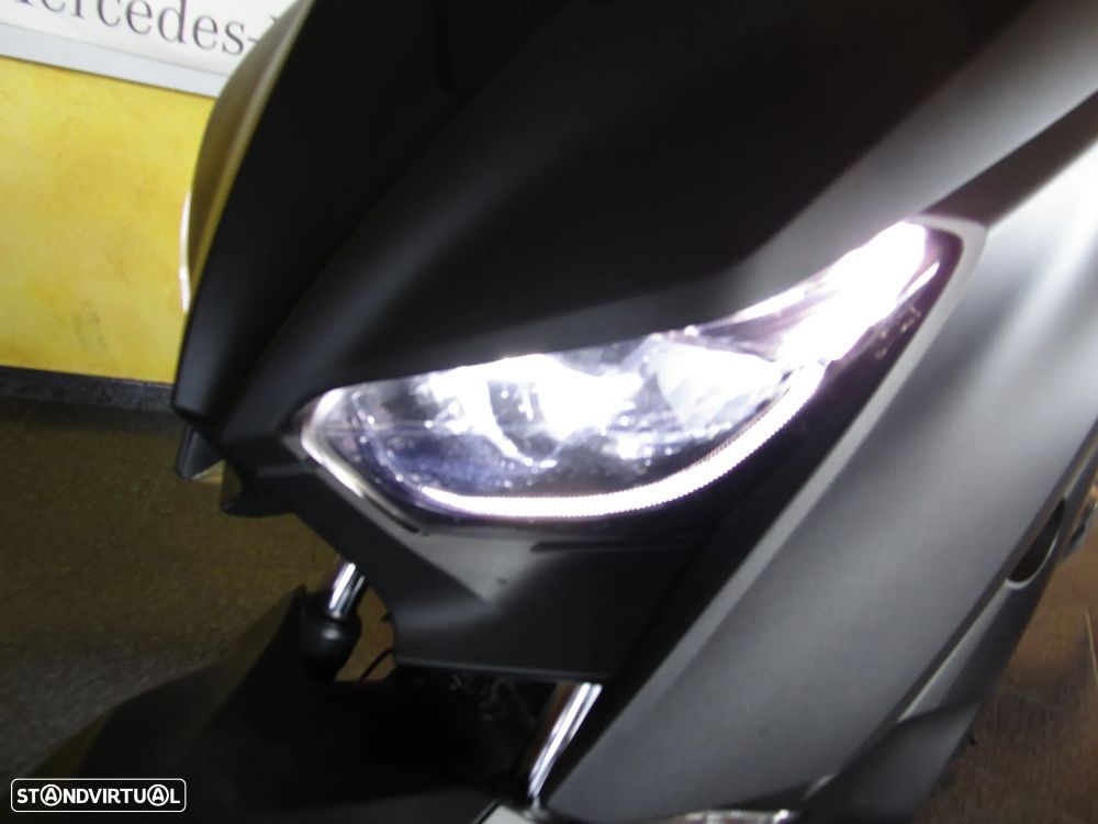 Yamaha X-Max - 2