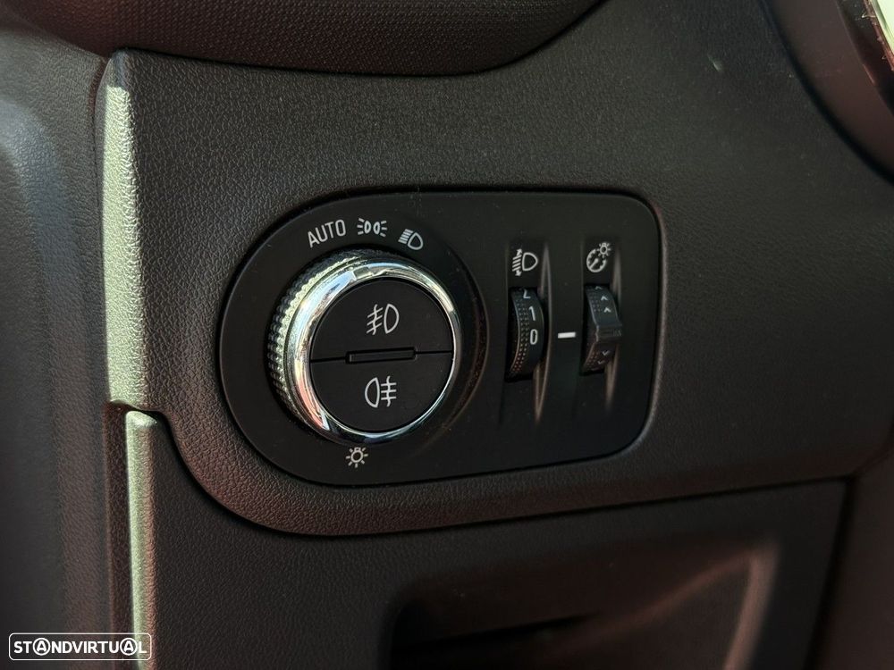 Opel Crossland X 1.2 Edition - 10