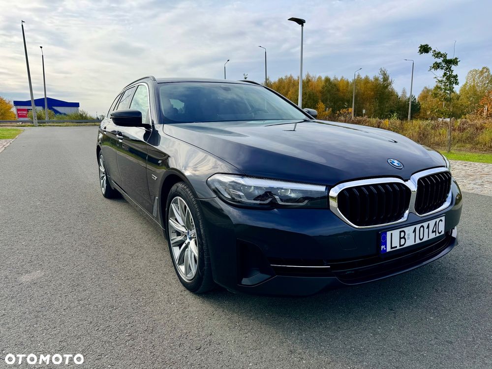 BMW Seria 5 2022 photo 4