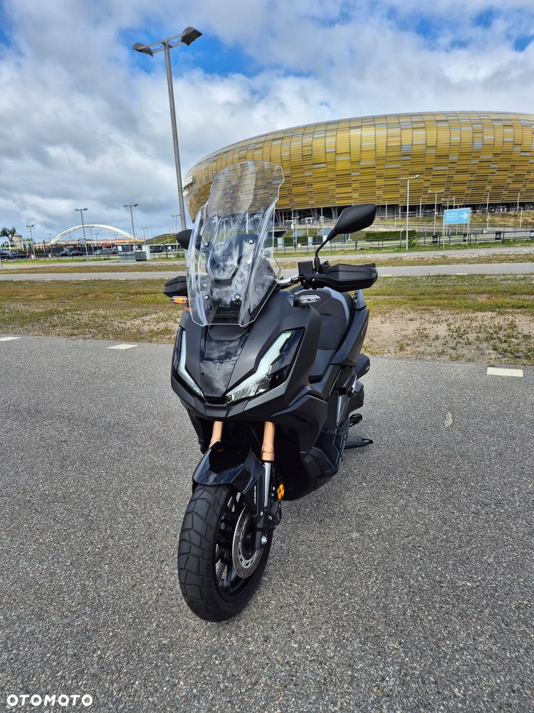 Honda ADV350 - 1