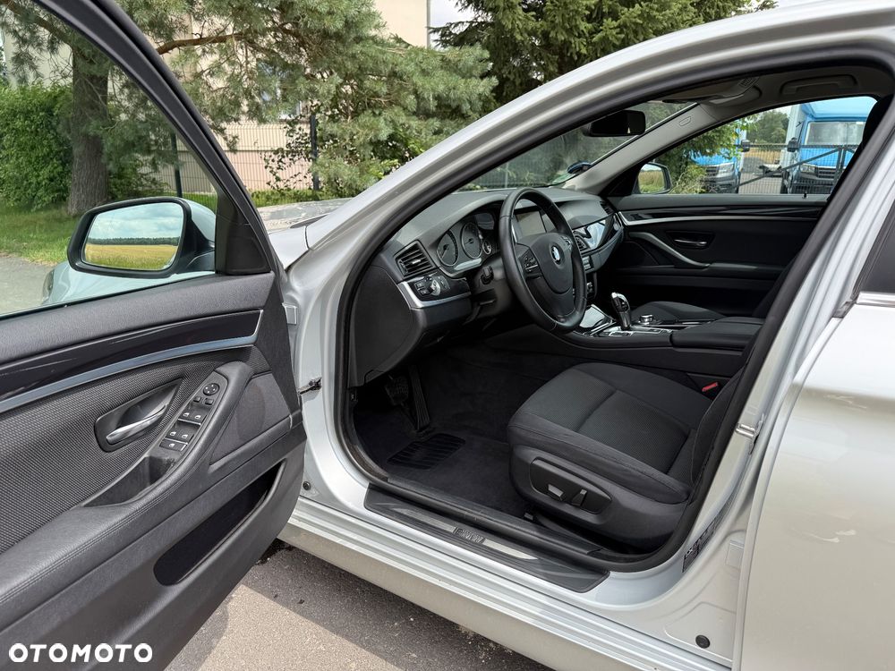 BMW Seria 5 530d Sport-Aut - 5