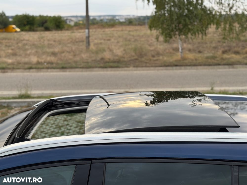 Renault Megane Grandtour ENERGY TCe 140 EDC BOSE EDITION - 12