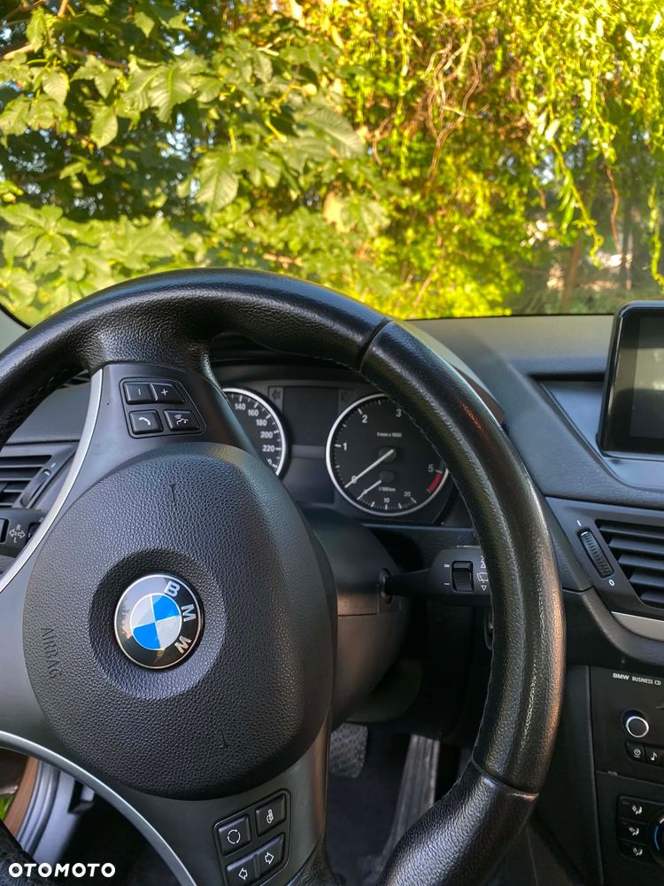 BMW X1 xDrive18d - 21