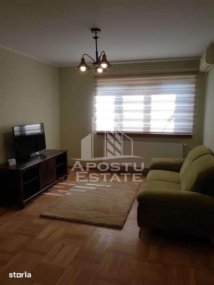 Apartament cu 3 camere Ultracentral — fotografia 3