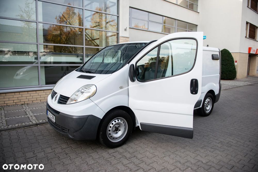Renault Trafic 2.0 dCi 115 - 8