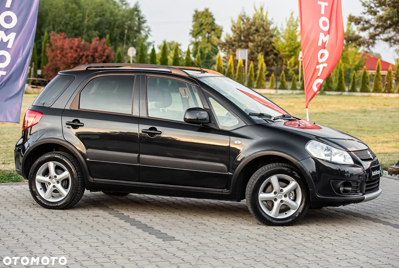Suzuki SX4 1.6 Comfort Plus 4WD - 14