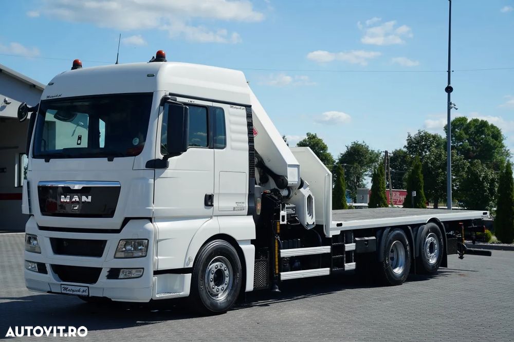 MAN TGX 18.440 / 6x2 / PLATFORMĂ - 6,3 M / HDS HIAB 422 E-6 HIDUO / CAPACITATE MAXIMĂ DE RIDICARE: 12.000 KG / EXTENSIE MAXIMĂ: 16,5 M / TELECOMANDĂ / - 9
