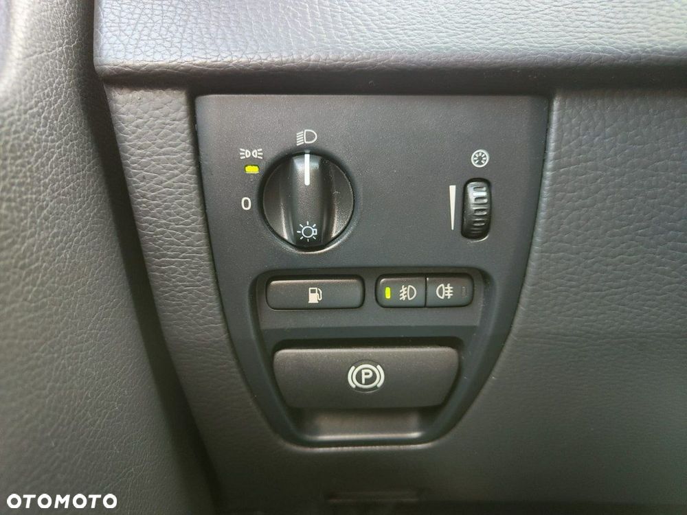 Volvo XC 90 3.2 AWD Executive - 13