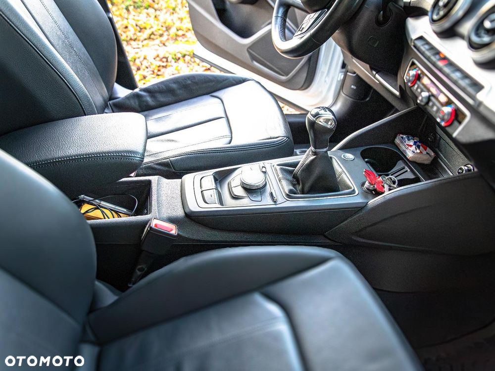 Audi Q2 35 TFSI - 32