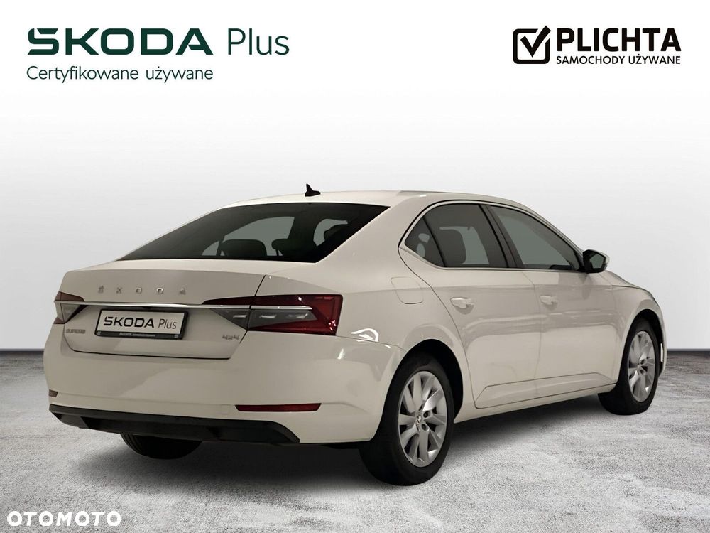 Skoda Superb 2.0 TDI SCR 4x4 Style DSG - 6