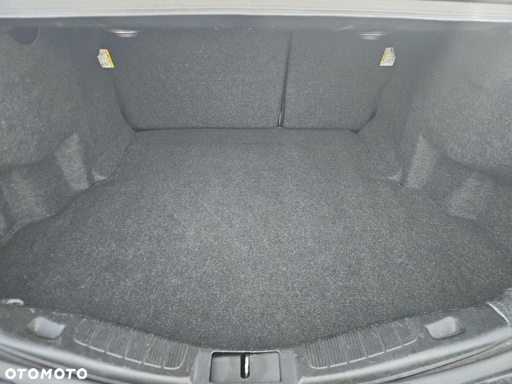 Ford Fusion - 14