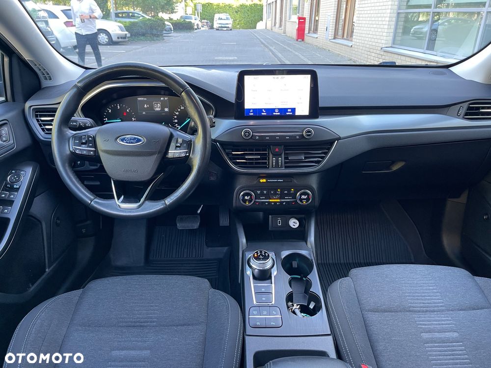Ford Focus - 25
