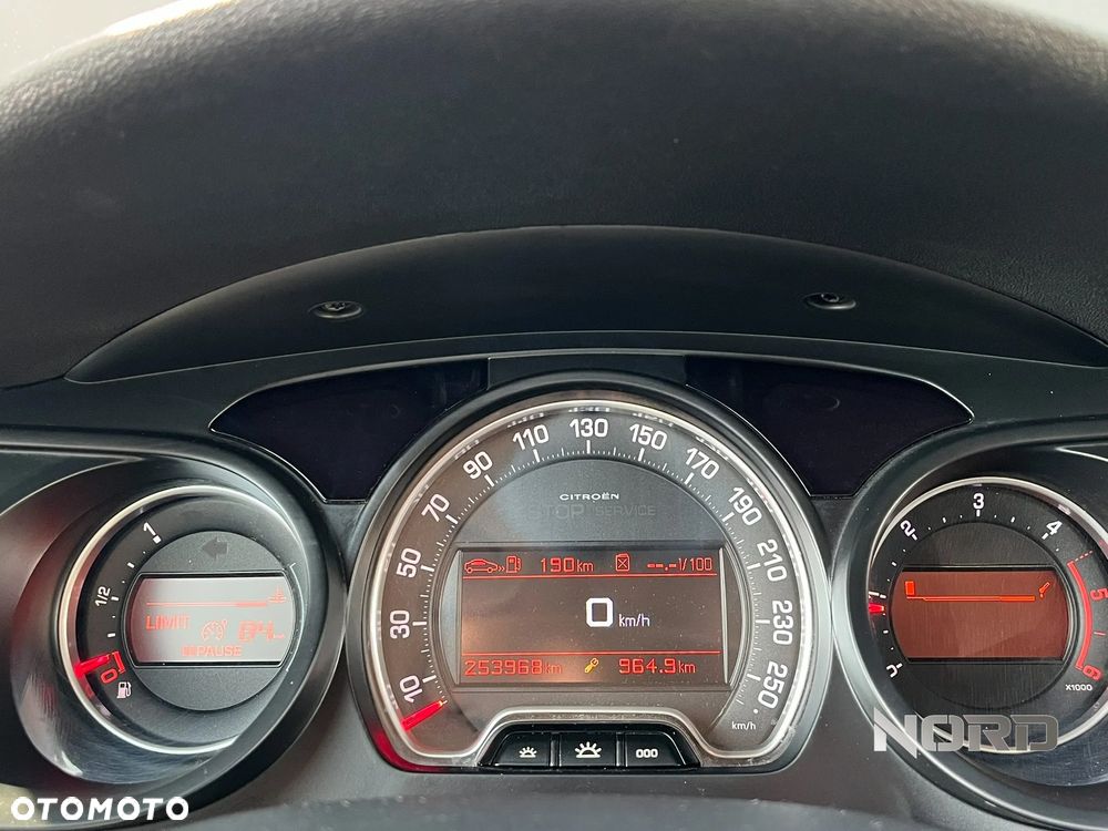 Citroën C5 2.0 HDi Exclusive - 24