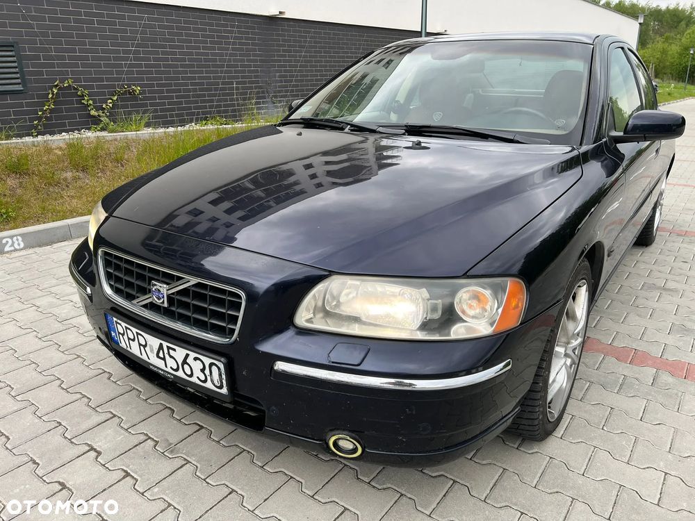 Volvo S60 2.5T AWD Rubin - 1