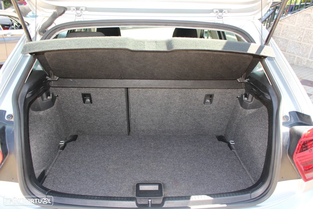 VW Polo 1.0 Confortline - 31