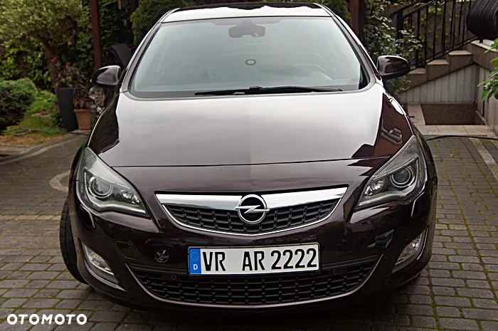 Opel Astra 2.0 CDTI Exklusiv - 28